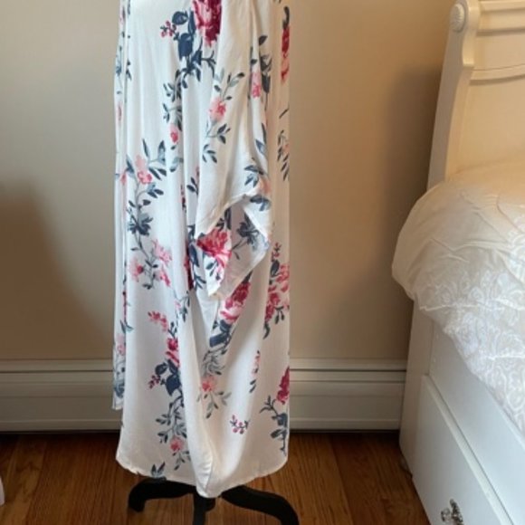 Women's White w/Floral Print Bohemian Kimono L NWT - Picture 3 of 9